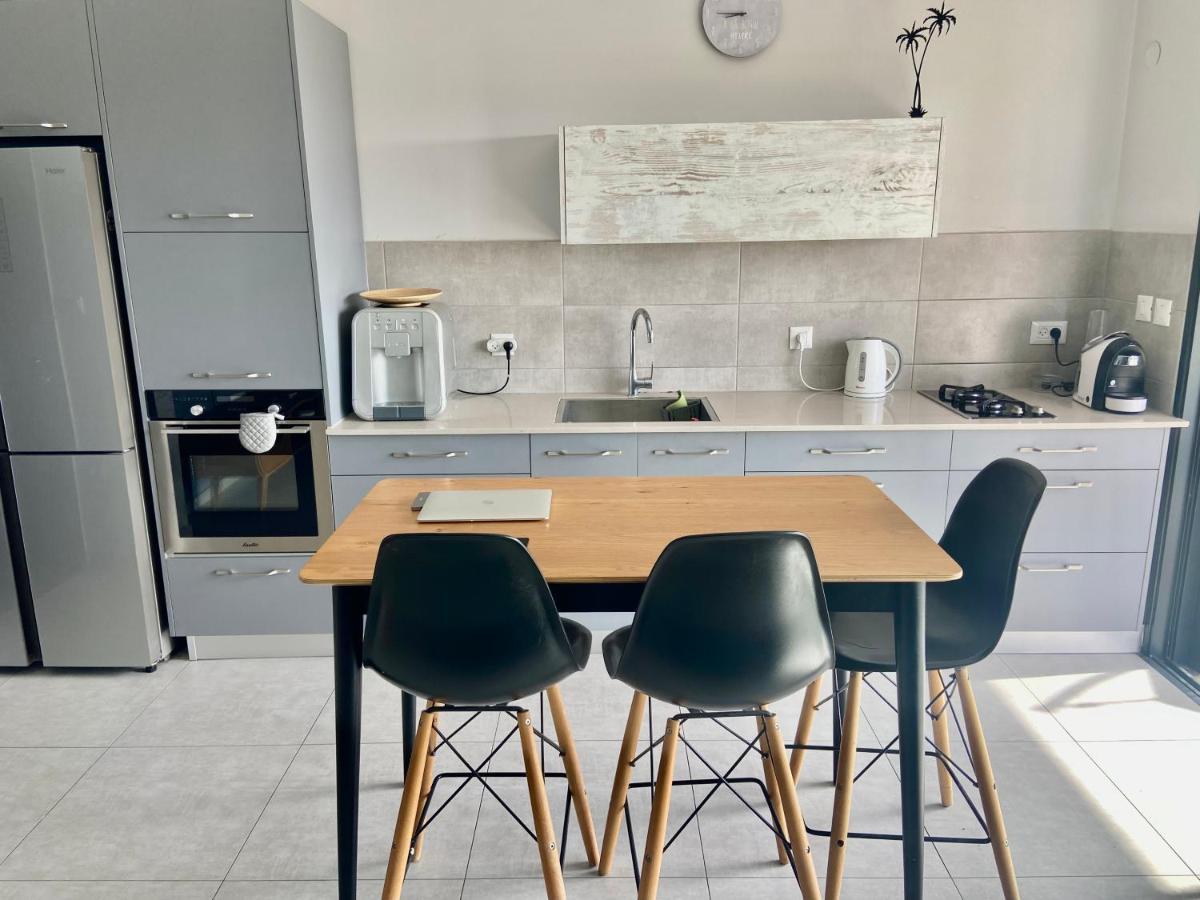 Beauty Apartment 3 Rooms Wi-Fi Netanya Ngoại thất bức ảnh
